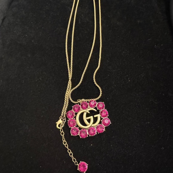 Gucci Gold GG Marmont Necklace with Pink Gemstones - Picture 4 of 8